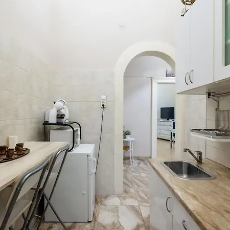 Apartamento Lantern Downtown With Aircon Basilica *
